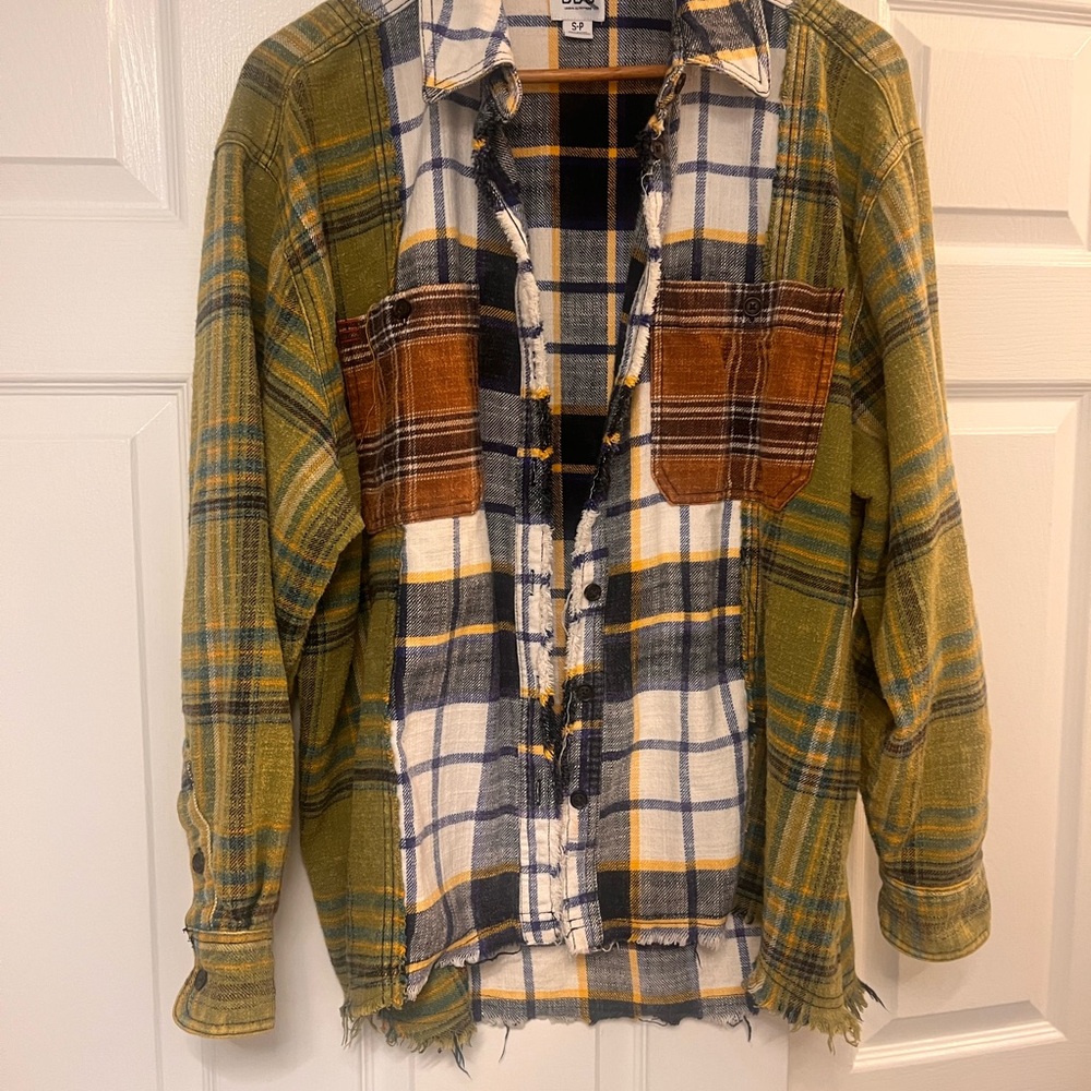 BDG Mixed Plaid Button-Down Shirt Jacket in Olive, Mustard & Brown - Picture 2 of 10